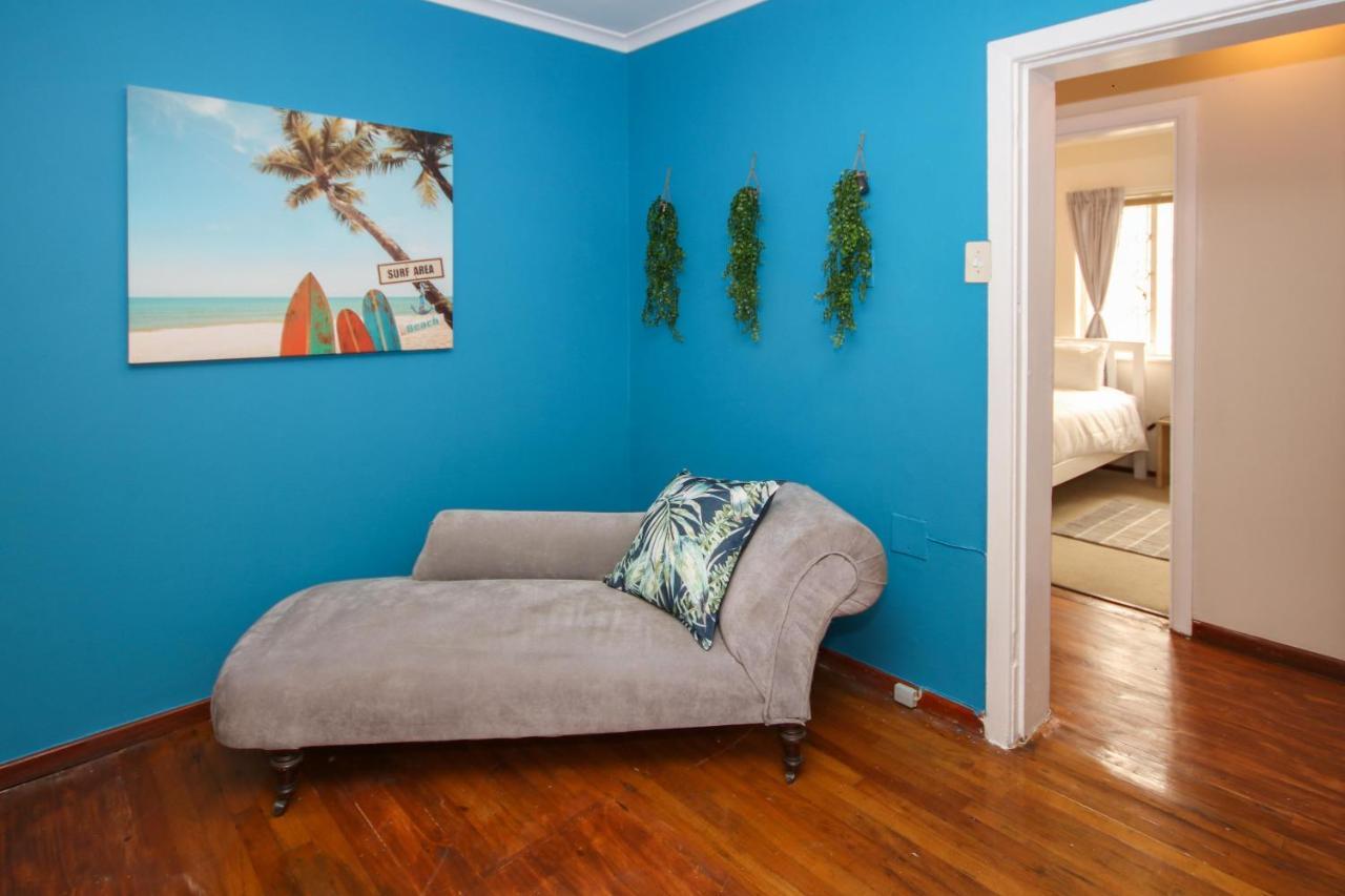 Holiday Home In Sea Point, Fresnaye Le Cap Extérieur photo
