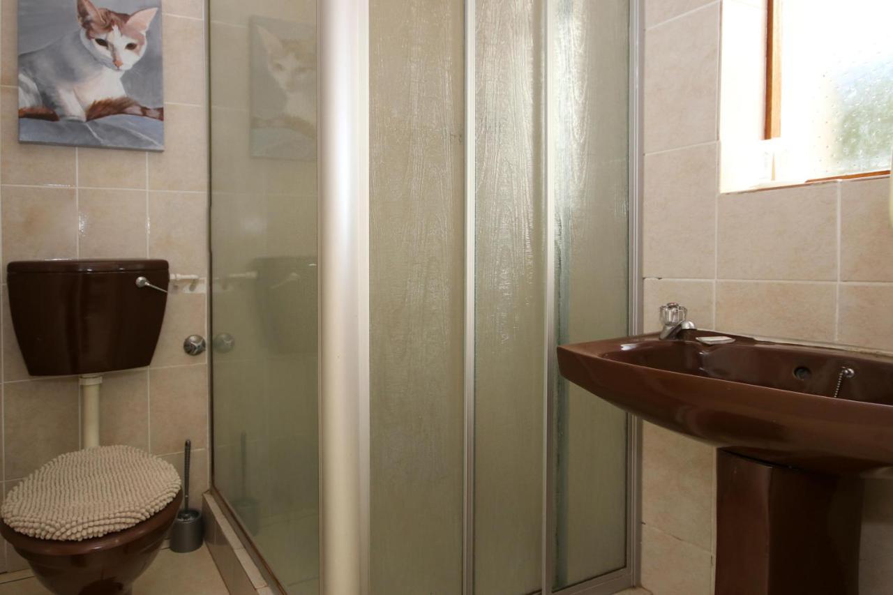 Holiday Home In Sea Point, Fresnaye Le Cap Extérieur photo